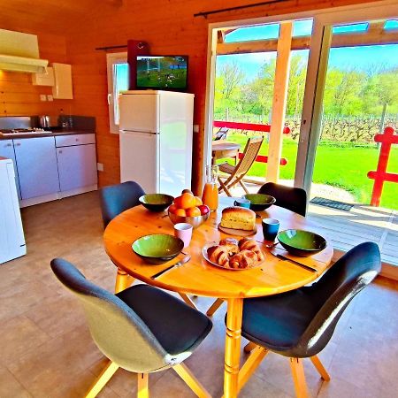 Les Chalets De Sancerre Thauvenay Exterior photo