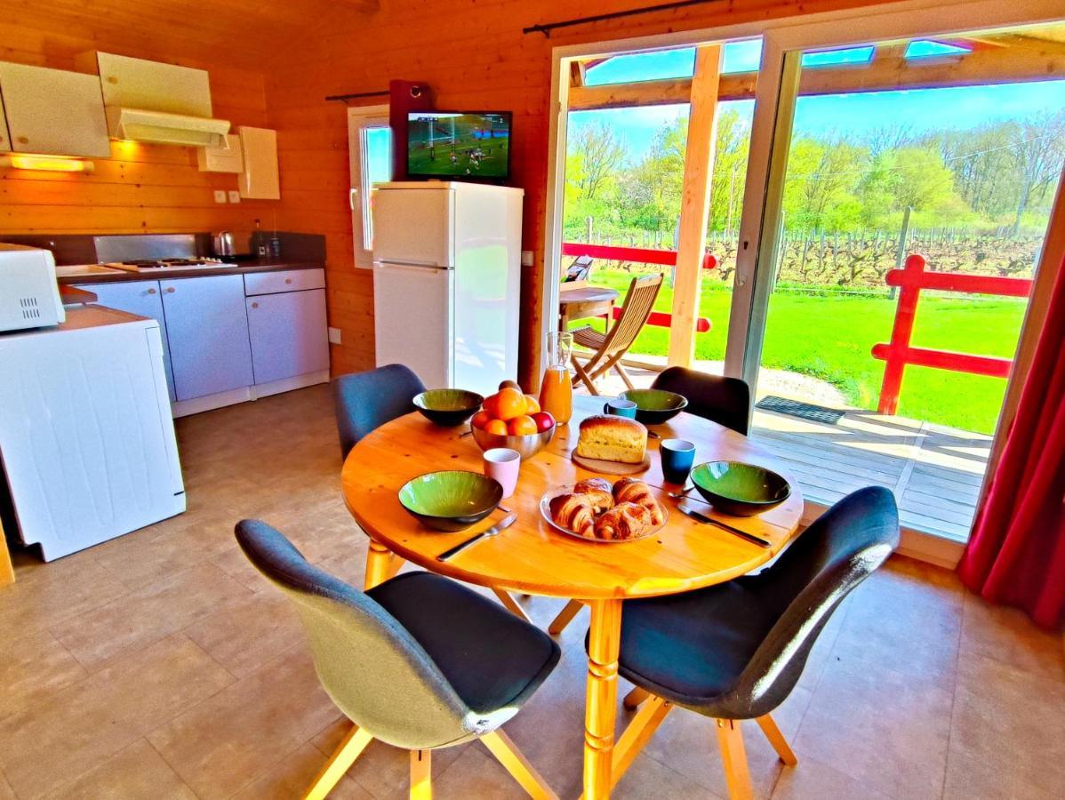 Les Chalets De Sancerre Thauvenay Exterior photo
